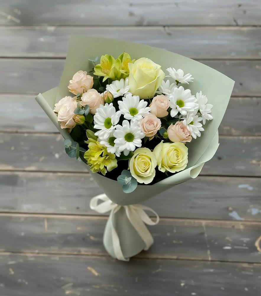 Букет цветов из: Альстромерии, Розы и Хризантемы в Подкумке