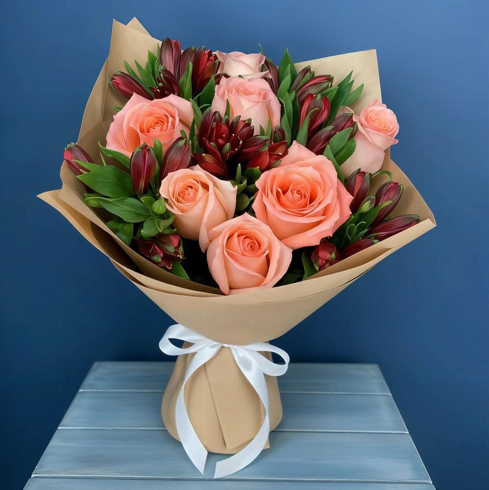 Букет цветов из: Розы и Альстромерии в Подкумке