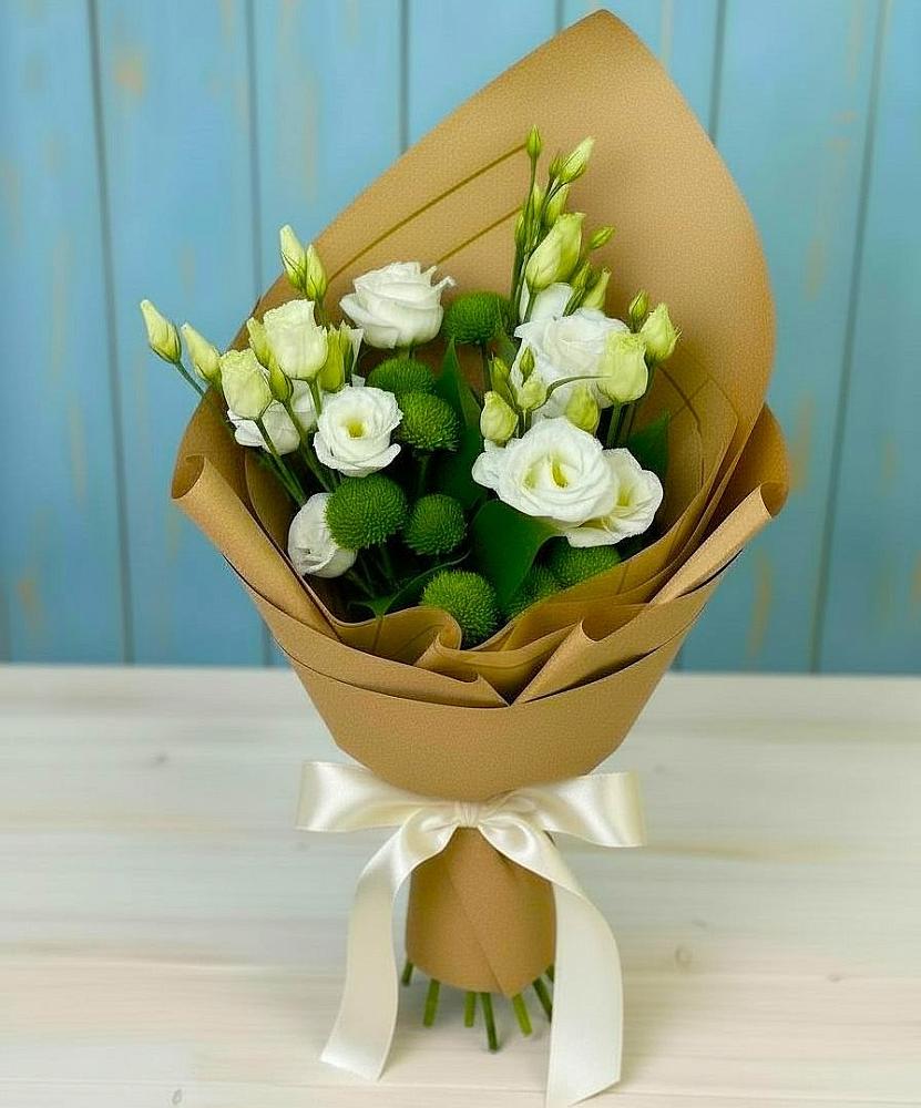 Букет цветов из: Хризантемы и Лизиантусы в Подкумке