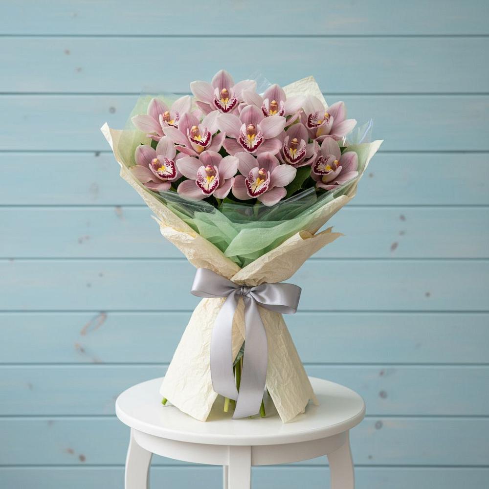 Букет цветов из: Орхидеи и Розы в Подкумке