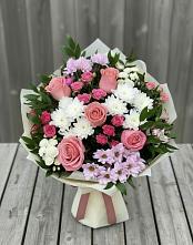 Букет цветов из:  Альстромерии, Гвоздики, Розы и Хризантемы в Подкумке