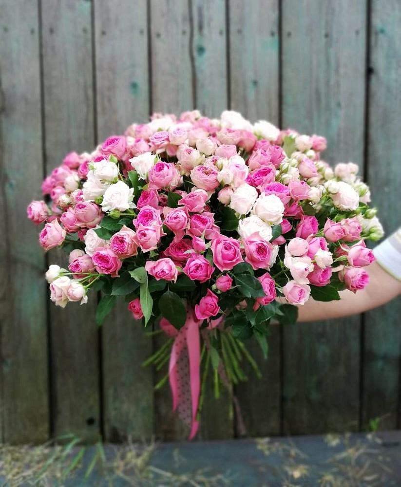 Букет Розовые кустовые розы Натали и Лав Лидия в Подкумке