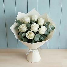 Букет Белые розы в Эвкалипте в Подкумке