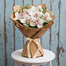 Букет цветов из:  Орхидеи и Розы #REPLACE_PRED# Подкумке